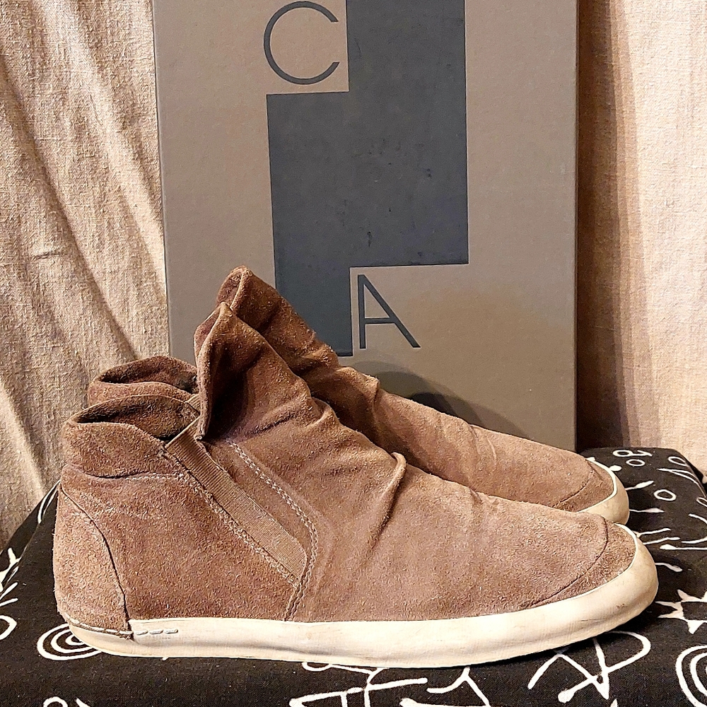 Cinzia Araia slip-on mid-sneakers in grey suede, sz40, EUC